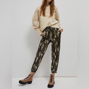 NWT Anthropologie Camo Nikky Fully Sequined Trouser Joggers Women's size S